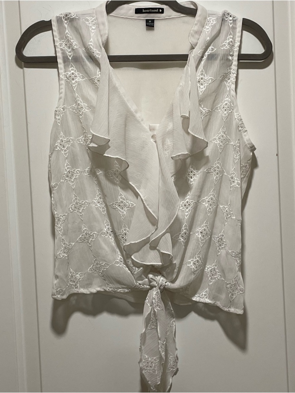 Angelcore Off White Ruffle V-Neck Tie-Front Sleeveless Cropped Camisole Sz M